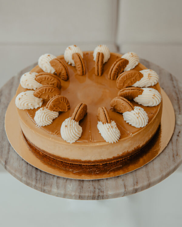 Lotus cheesecake